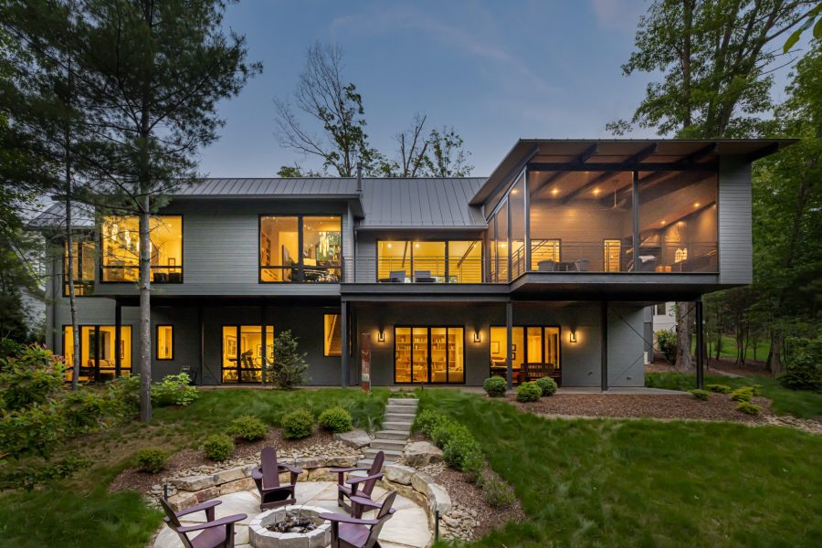 Mountain Modern exterior